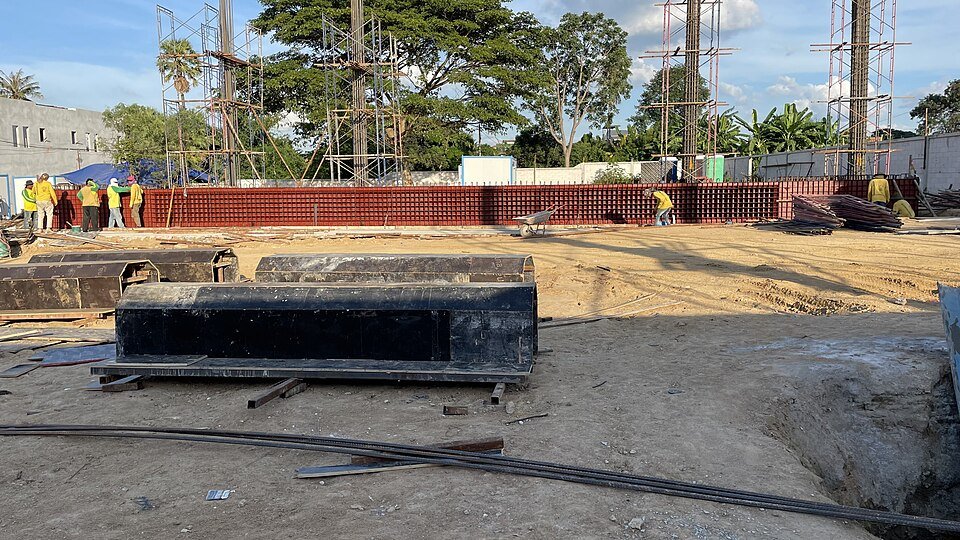 WINLONG concrete beam plastic formwork construction on site