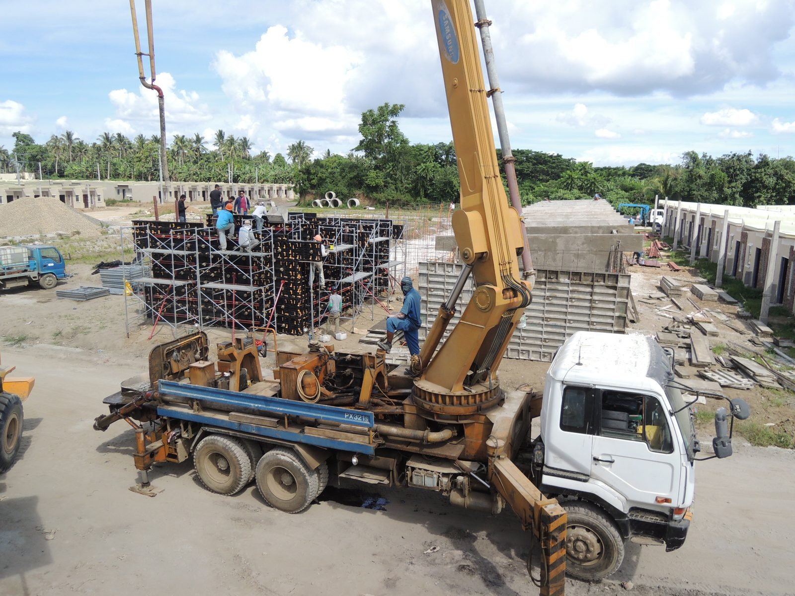 WINLONG construction site aerial view with formwork crews